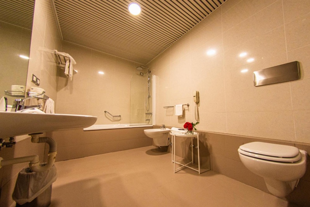Hotel Excelsior Bari Image 7